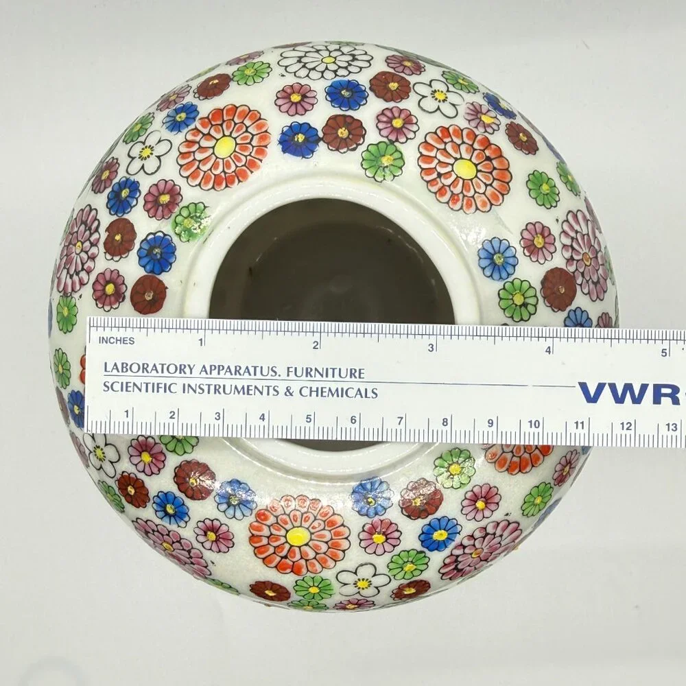 Hundreds of Flowers, Unstamped - 6 1/4" Polychrome Vase Porcelain - Picture 9 of 11